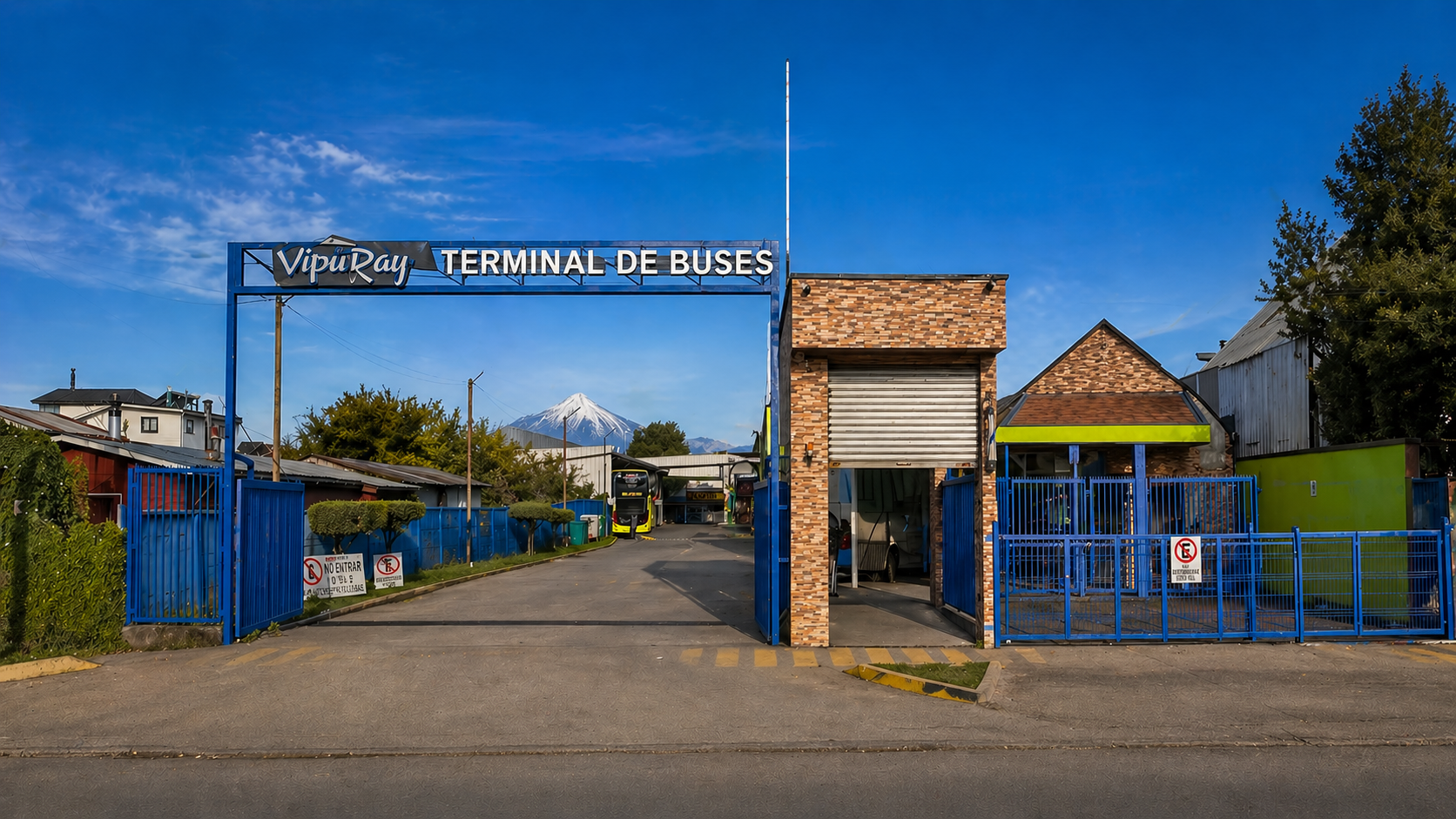 Fachada trasera del Terminal de Buses Vipu-Ray